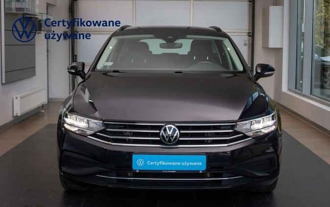 Volkswagen Passat cena 94900 przebieg: 67600, rok produkcji 2021 z Łódź małe 781